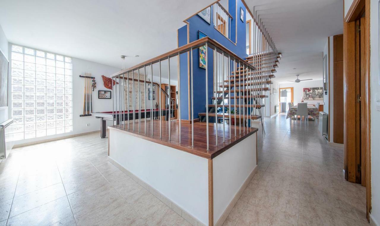 Villa Med Ситжес Екстериор снимка